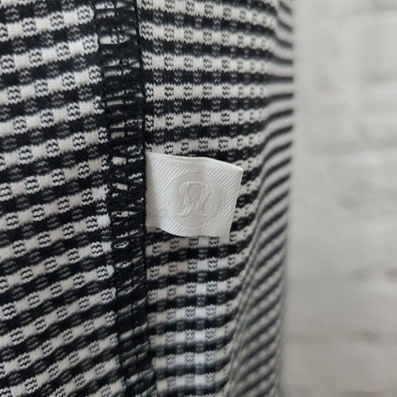 lululemon Gingham Dress 2 Picnic play - Picture 6 of 7